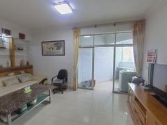 翠华新村南区 3室2厅112m²精装修