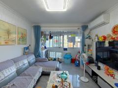 中兆花园 3室2厅67.72m²满五唯一