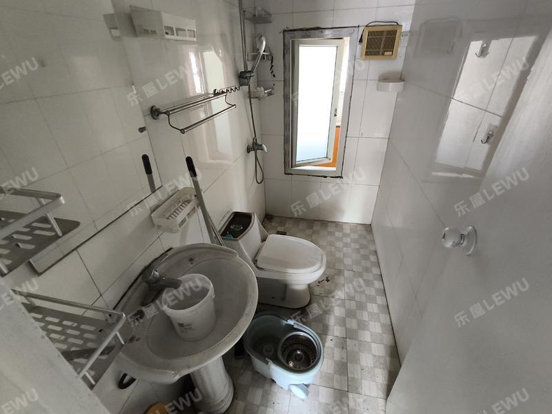 合肥邮电西村卫生间照片_邮电西村 2室2厅66m²整租