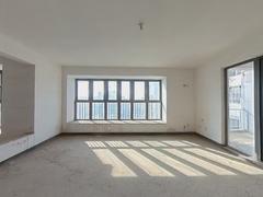 招商依山郡二期 6室2厅227.95m²毛坯