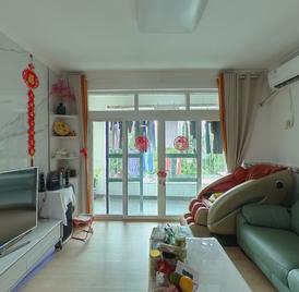 顺景花园 新出房源，户型方正，花园中间，住家安静舒适