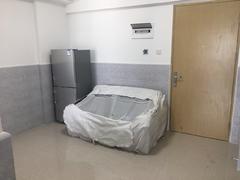 嘉鑫辉煌时代  （新上）精装修 保养不错 通透采光好 看房方便