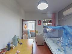 桐城路137-155号 2室1厅64.75m²满五年