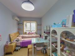 天巢广场 1室1厅55m²精装修