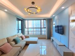 藏龙阁 3室2厅93m²精装修