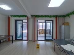 力高君逸府 3室2厅115m²普通装修