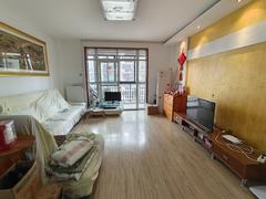 湖畔名郡 3室2厅109m²满五唯一