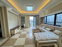 万科红四期 3室2厅89m²整租