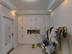 东方广场 2室1厅57.93m²精装修