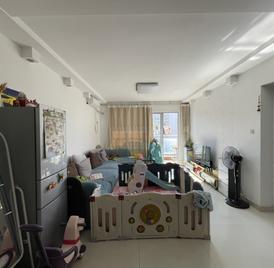 美丽AAA花园 2室2厅81.11m²满五年