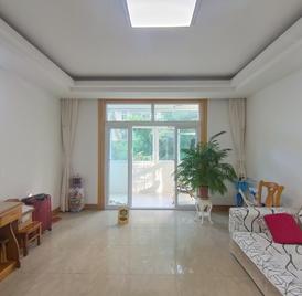 琥珀花园村A区 3室2厅139m²普通装修