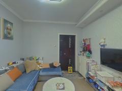 和昌都汇华府 2室1厅57.55m²满五年