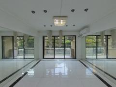 中海康城花园二期 5室2厅137m²整租