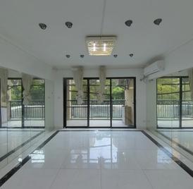 中海康城花园二期 5室2厅137m²整租