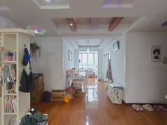 太阳岛花园 3室2厅128m²普通装修