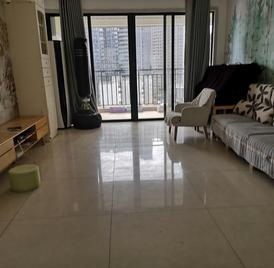 东港印象B区 4室2厅114.1m²整租