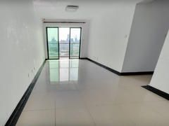 鸿翔花园 3室2厅82.9m²整租