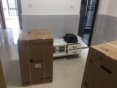 嘉鑫辉煌时代  （新上）精装修 保养不错 南北通透 看房方便
