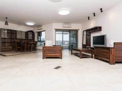 锦绣花园二期 3室2厅180m²整租