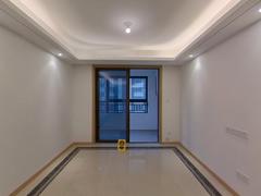 绿都地产少荃府 3室2厅95m²精装修