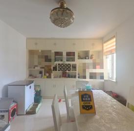 龙居山庄锦龙居 4室2厅124.6m²满五年