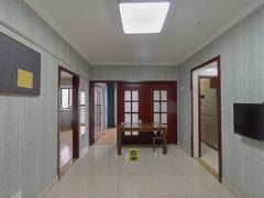 BINGO缤购 3室1厅72m²精装修