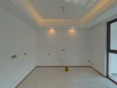 金隅金成府 4室2厅134.81m²精装修