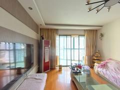 中翔盛景名苑 3室2厅121m²满五年