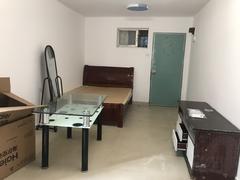 松泉公寓 1室0厅30m²整租