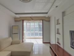 东方景苑南区 3室2厅122m²普通装修