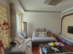 江晨园 3室2厅125m²普通装修