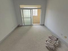 裕溪河畔 3室2厅120m²普通装修