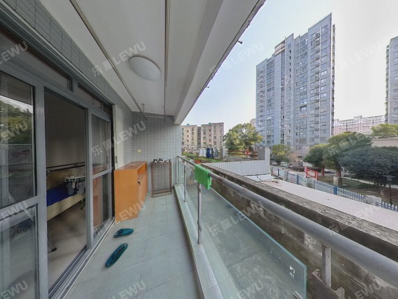 巢湖城市之光A区阳台照片_城市之光A区 3室2厅136m²普通装修