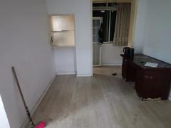 公园新村 3室1厅85.3m²普通装修