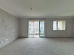 新华公馆 3室2厅115m²毛坯
