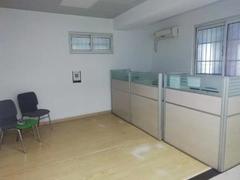 城市华庭 3室0厅140.19m²精装修