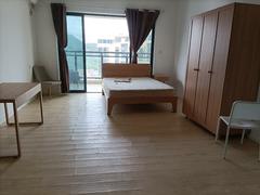 信义金御半山名门 5室2厅145.21m²整租