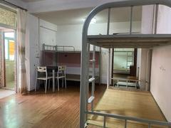 鸿进花园 1室1厅51m²整租