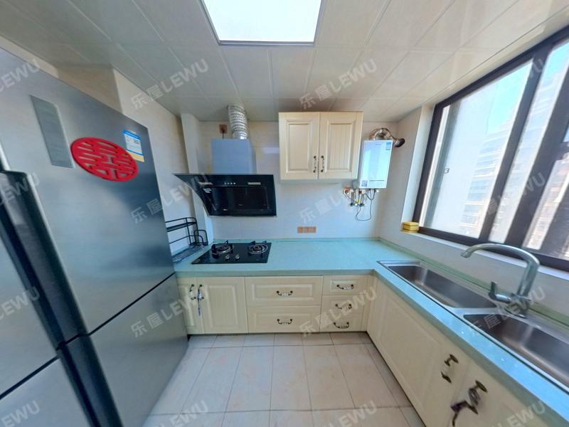 合肥恒盛皇家花园厨房照片_恒盛皇家花园 3室2厅104.72m²整租