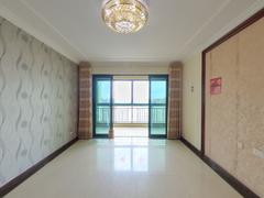 恒大城 3室2厅135m²精装修