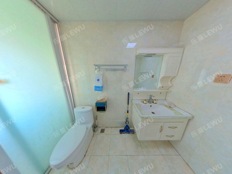 合肥恒盛皇家花园卫生间照片_恒盛皇家花园 3室2厅104.72m²整租