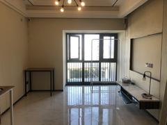 豪方天际 3室2厅75.52m²精装修