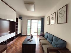 中旅广场 3室2厅94.27m²整租