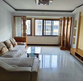湖畔名郡 2室2厅88m²精装修