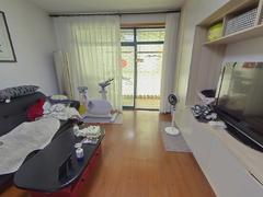 城市风景 3室2厅123m²精装修