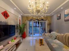 圣地雅阁B区 2室2厅89.25m²精装修