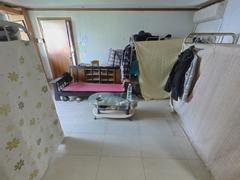 海关大院 3室2厅75m²普通装修
