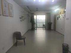 天居水木澜山 3室2厅89m²整租