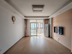 中凯景湖豪庭 4室2厅156m²精装修