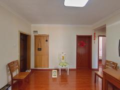 二中宿舍 3室1厅74m²精装修